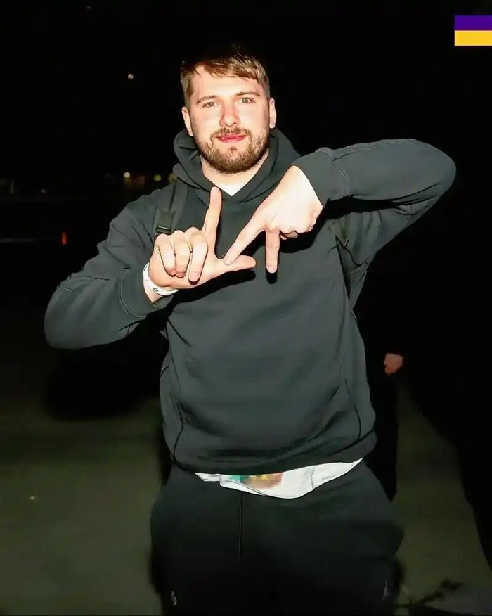 东契奇分道扬镳后篮球场再创辉煌