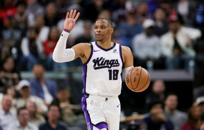 国王爆冷击败快船 威少三双成关键先生