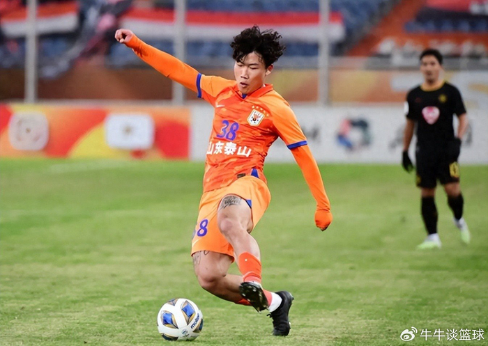 申花启用金顺凯顶替蒋圣龙 天津德比战前引热议