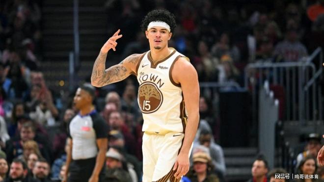 勇士逆转快船晋级下轮 桑托斯爆发成奇兵