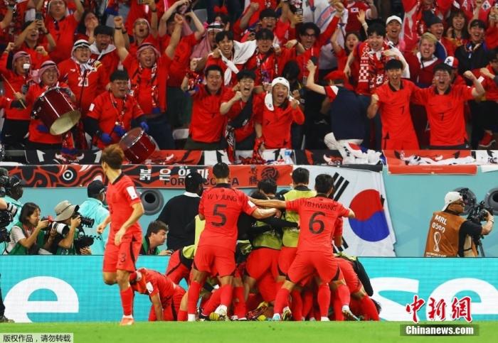 韩国队2-3不敌加纳小组出线前景堪忧