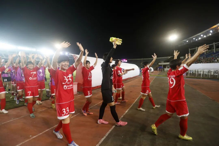 朝鲜女足时隔8年访韩迎战水原FC，南北对决引爆